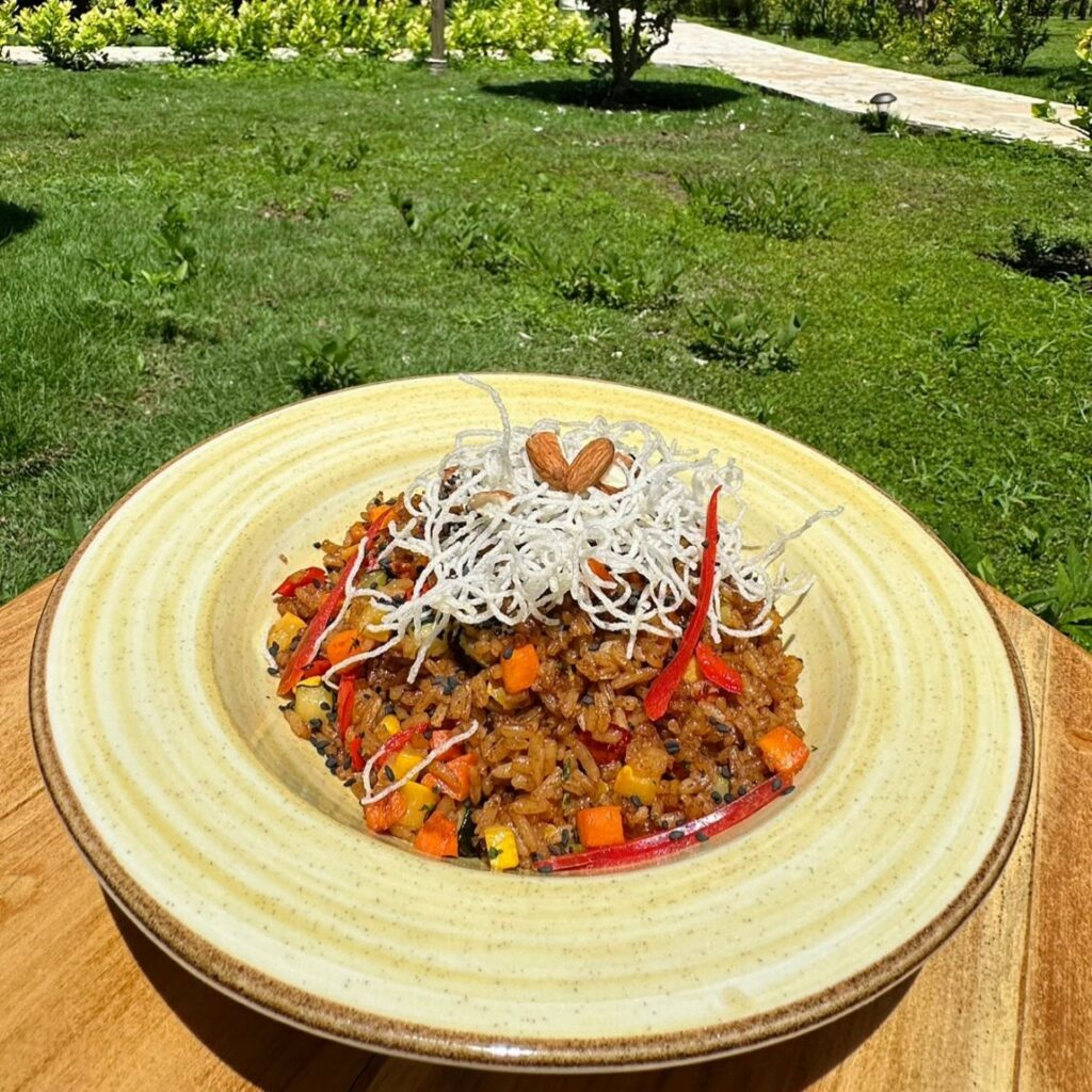Arroz de verduras isleño