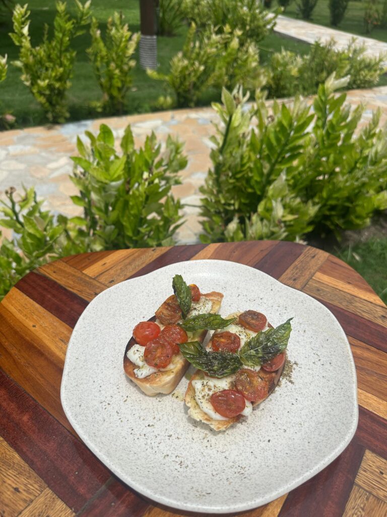Burrata con tomates Cherry confitados
