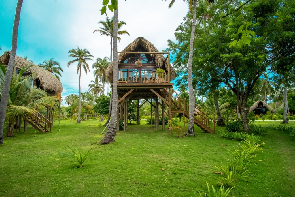 Kiosko Deluxe Elevado vista al mar en Isla Múcura
