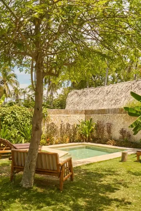 Deluxe Pool Bungalow on Isla Múcura